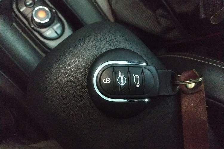 Used MINI MINI 2018 1.5T COOPER Classic Edition Five-Door Version