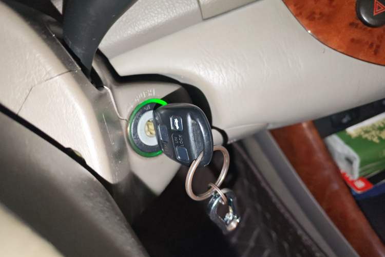 Used Toyota Camry 2005 2.4 Luxury Edition