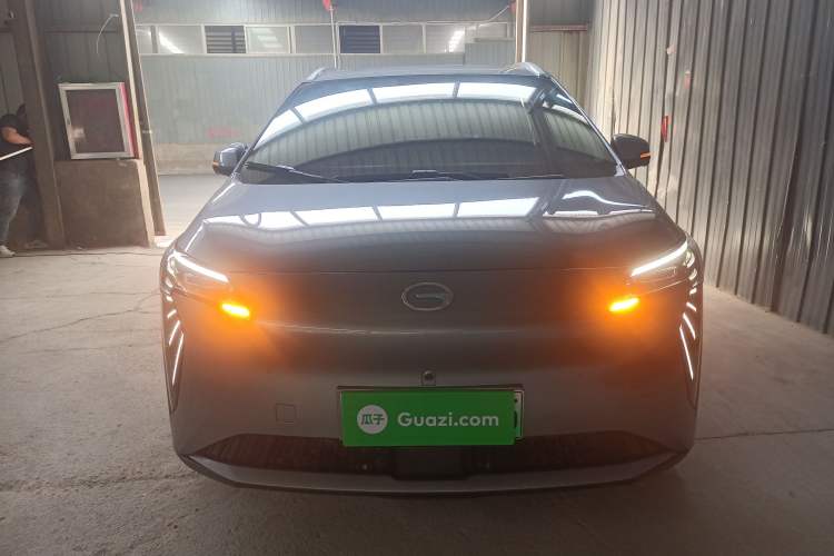 Used AION Y 2023 Younger Star Edition