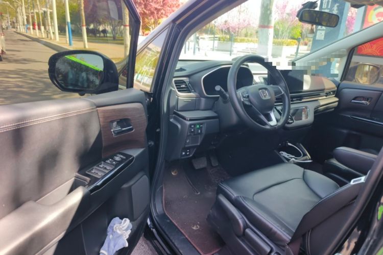 Used Honda Odyssey 2022 2.0L eHEV Sharp Enjoyment Edition Driver Seat