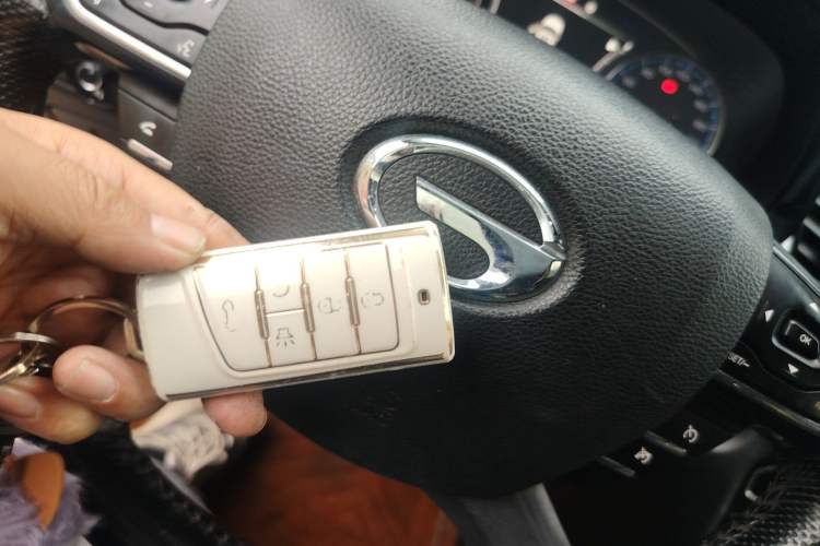 Used GAC Trumpchi GS7 2017 280T Two-Wheel Drive Luxury Model Vehicle Key