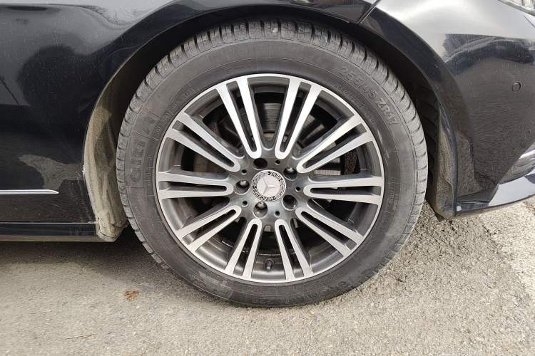 Used Mercedes-Benz E-Class 2012 E 300 L Elegant Model