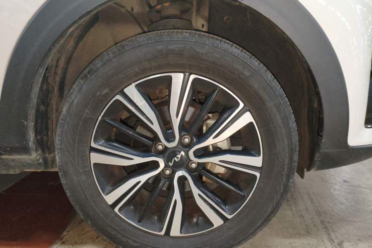 Used Kia kx1 Stonic 2021 1.4L CVT Fun Edition