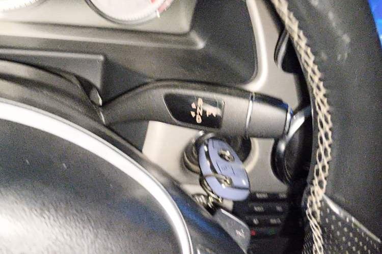 Used Mercedes-Benz GLK-Class 2013 GLK 300 4MATIC Fashion Model