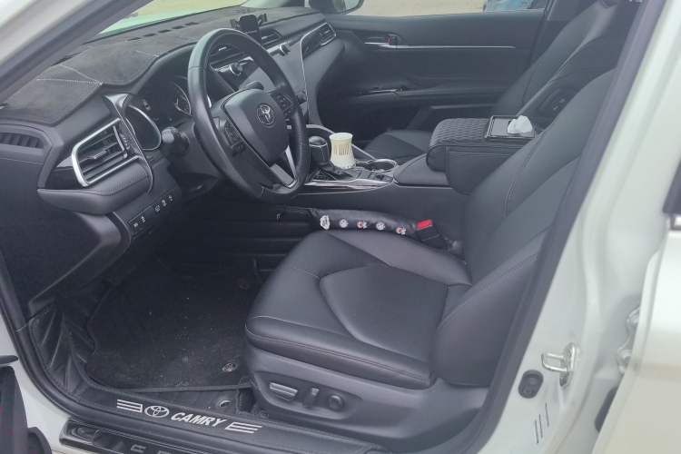 Used Toyota Camry 2019 2.0G Luxury Edition China VI Standard