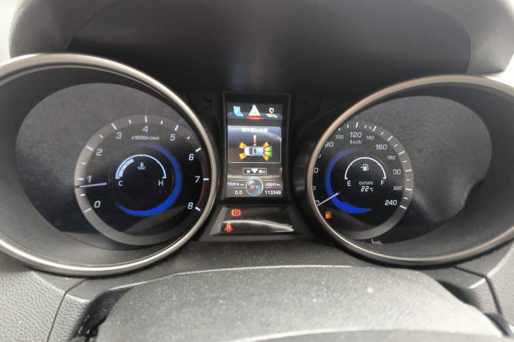 Used CHANGAN CS75 2014 2.0L Manual Leading Model China V Standard
