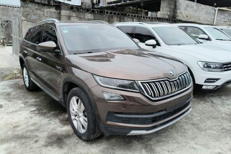 Used Skoda Kodiaq 2018 Facelifted TSI330 5-Seater Two-Wheel-Drive Luxury Enjoyment Edition
