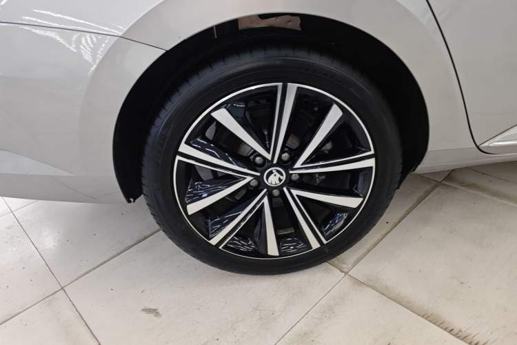 Used Skoda Superb 2023 Facelifted TSI280 DSG Luxury Edition
