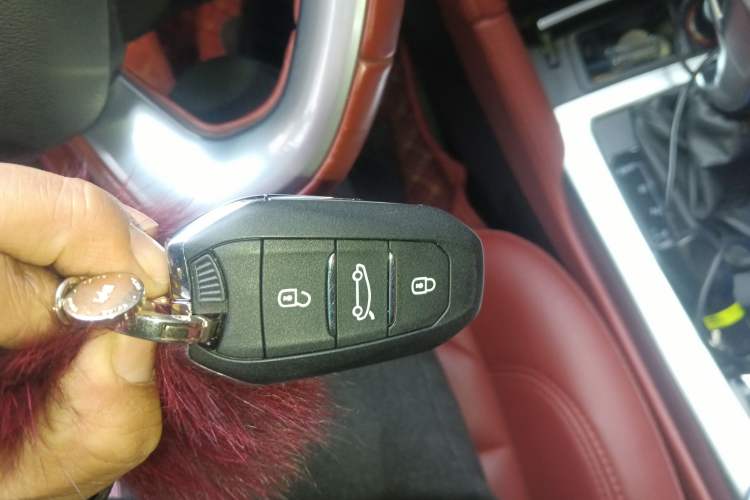 Used DS 6 2017 1.6T Prestige Edition THP160
