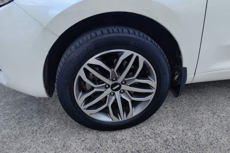 Used Wey VV5 2017 2.0T Ultra-Luxury Version
