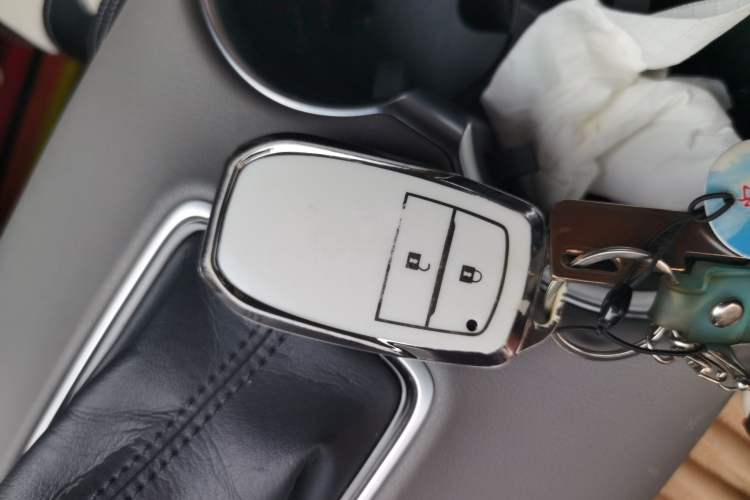 Used Toyota Harrier 2023 2.0L CVT Two-Wheel Drive Deluxe Edition Vehicle Key