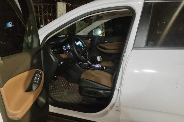 Used Buick Encore GX 2022 332T CVT Two-Wheel Drive Luxury Version
