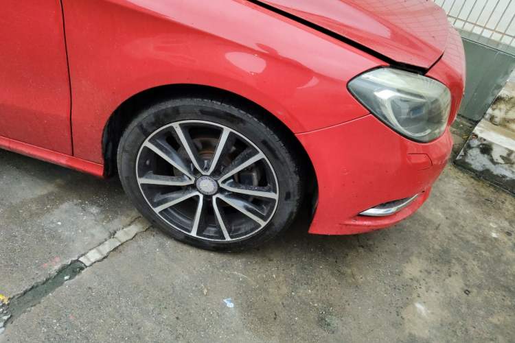 Used Mercedes-Benz B-Class 2012 B 200
