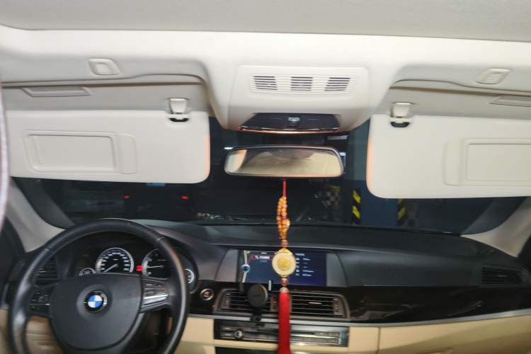 Used BMW 5 Series 2012 523Li Luxury Model
