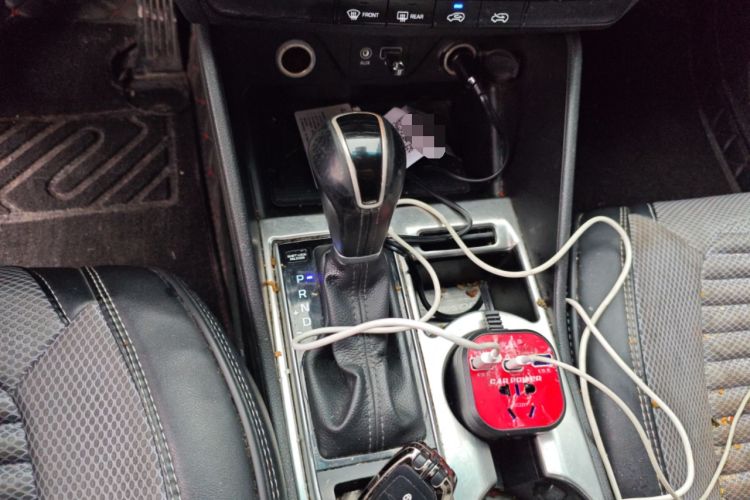 Used Hyundai Tucson 2015 1.6T Dual-Clutch Two-Wheel-Drive Smart Model Gear Lever