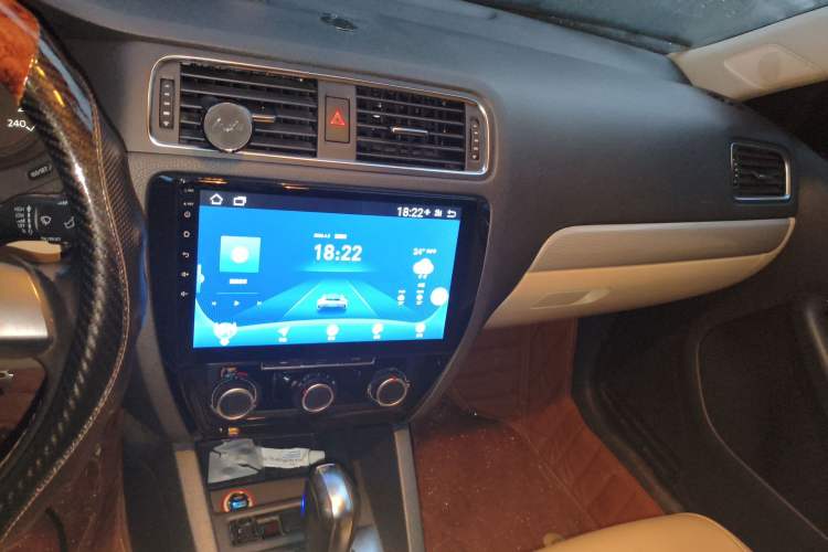 Used Volkswagen Sagitar 2014 Revised Version 1.6L Automatic Comfort Edition
