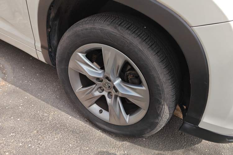 Used Toyota Highlander 2015 2.0T Four-Wheel Drive Luxury Edition 7-Seater
