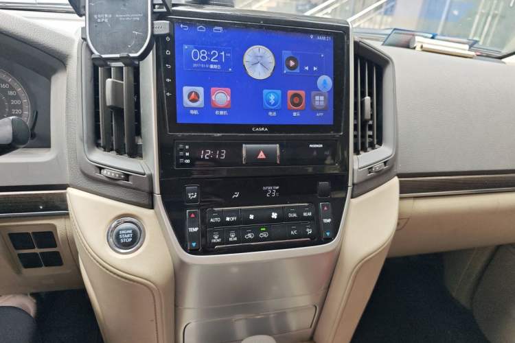 Used Toyota Land Cruiser 