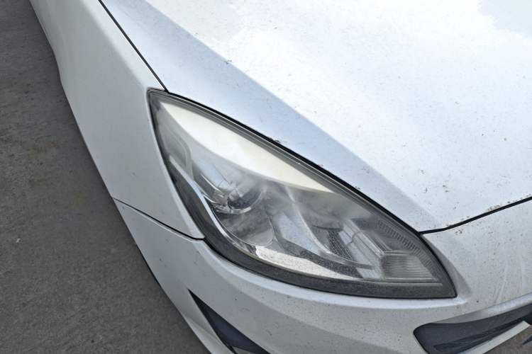 Used Changan Alsvin V5 2012 1.5L Manual Sport Version China IV Standard
