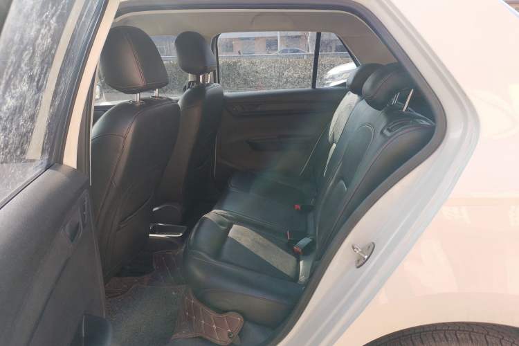 Used Skoda Fabia 2015 1.4L Automatic Front-Drive Model