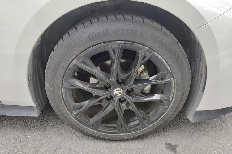 Used CHANGAN UNI-V 2024 1.5T Prestige Edition
