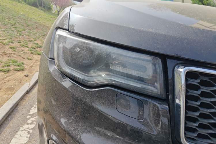 Used Jeep Grand Cherokee 2017 3.0L Comfort Navigation Edition Right Front Headlight