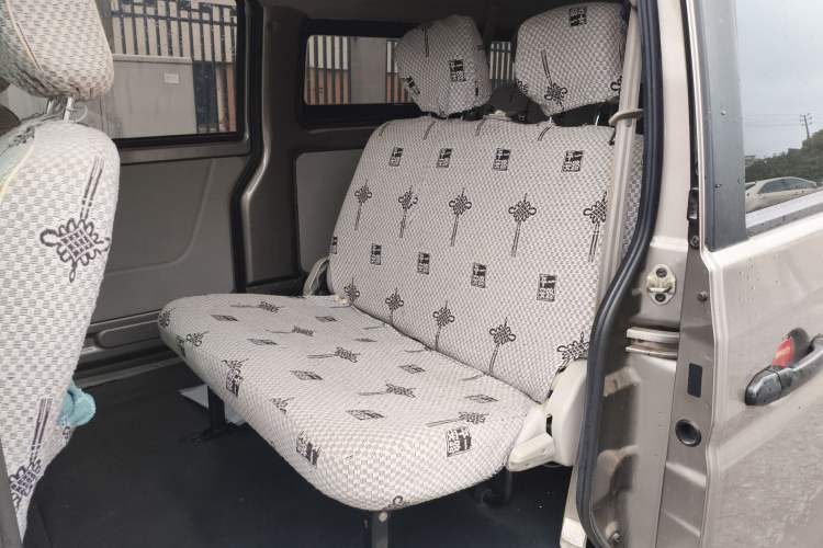 Used Jinbei New Hiace X30L 2021 1.5L Wealth Edition Bus Non-Air-Conditioned China VI Standard SWC15M Left Rear Seat