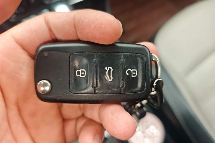 Used Volkswagen Cross Lavida 2014 1.4TSI DSG Vehicle Key