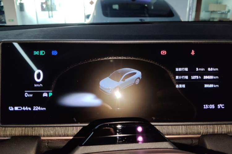 Used Nio EC6 2023 75 kWh