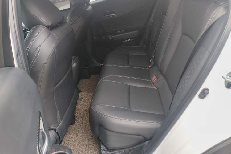 Used Toyota IZOA 2023 2.0L Yixing Version
