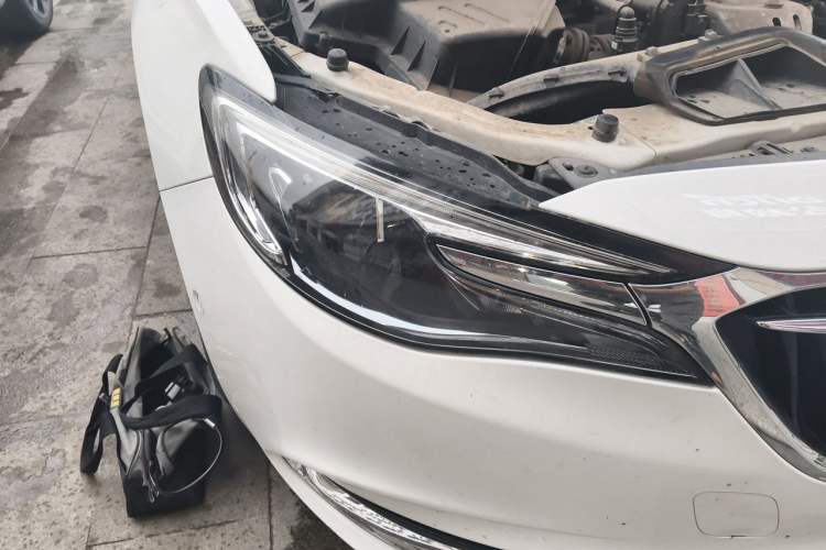 Used Buick Excelle GX 2018 18T Automatic Elite Model
