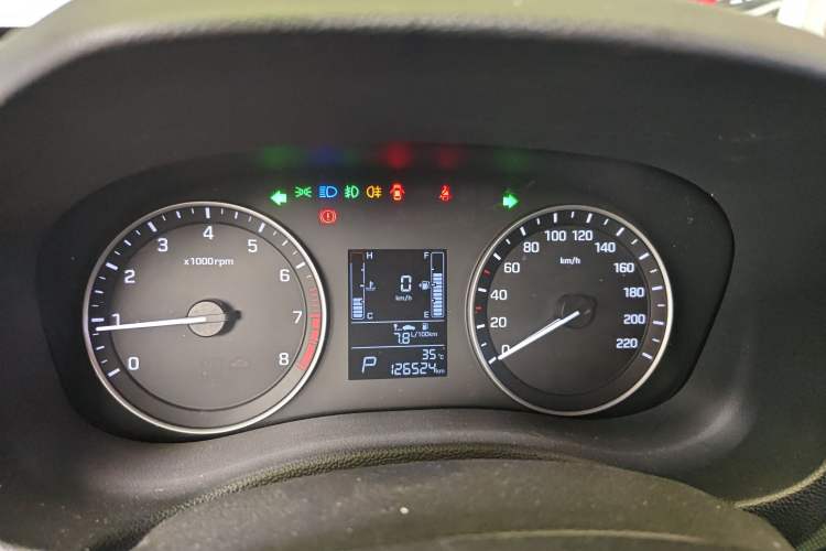 Used Hyundai ix25 2015 2.0L Automatic Two-Wheel Drive Intelligent GLS
