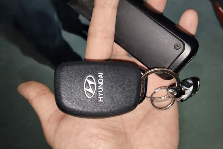 Used Hyundai Tucson 2015 1.6T Dual-Clutch Two-Wheel-Drive Comfort Model Vehicle Key