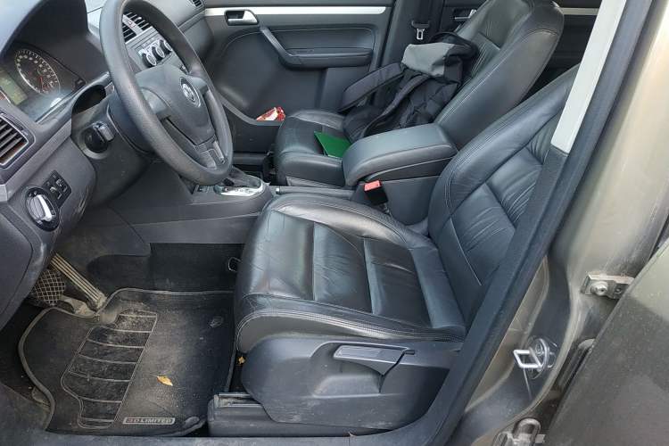 Used Volkswagen Touran 2015 1.4T DSG Comfort Edition 5 Seats
