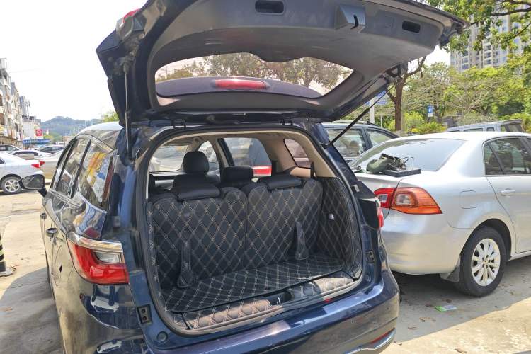 Used BYD Song MAX 2017 1.5T Manual Smart Connect Luxury 7-Seater