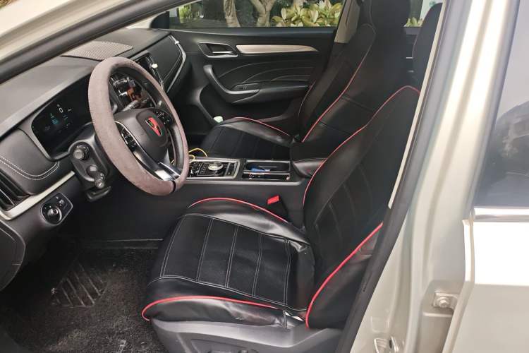 Used Roewe i6 New Energy 2017 45T Hybrid Connect & Smart Enjoyment Edition
