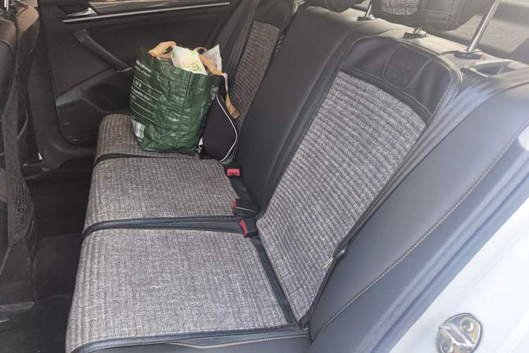 Used Volkswagen C-TREK 2018 230TSI DSG Comfort Model Left Rear Seat