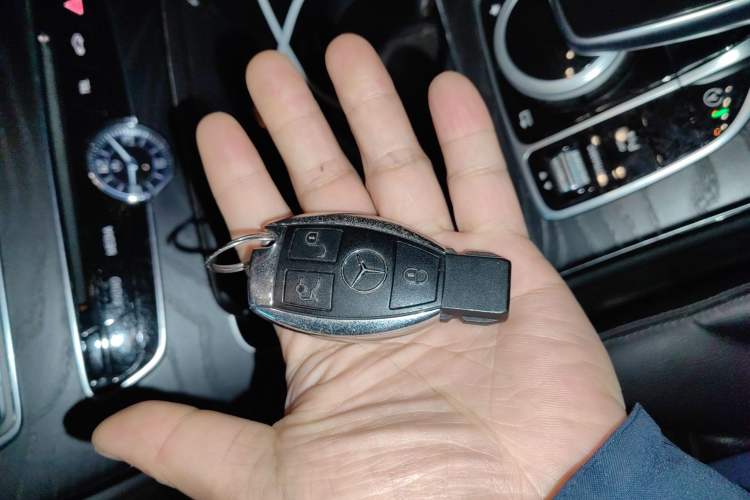 Used Mercedes-Benz C-Class 2017 Facelift C 200 L Sport Edition