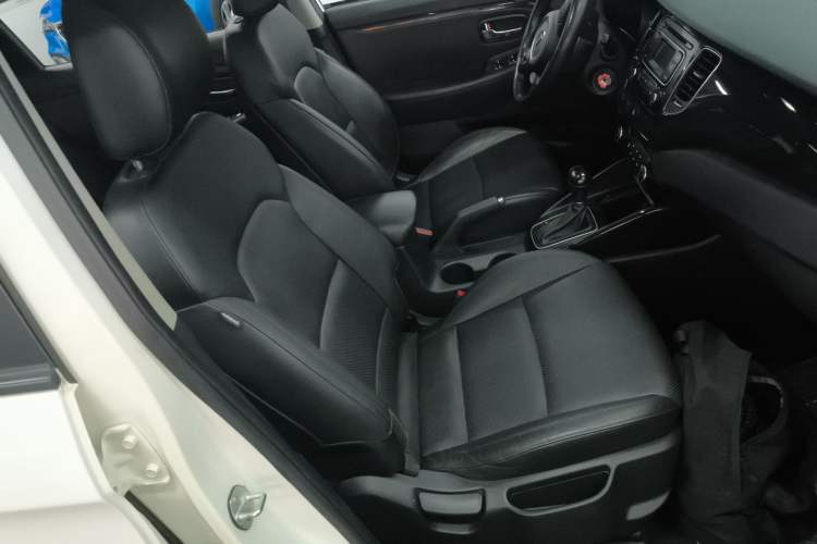 Used Kia Carens 2013 2.0L 7-Seater Automatic Comfort Edition China V Standard
