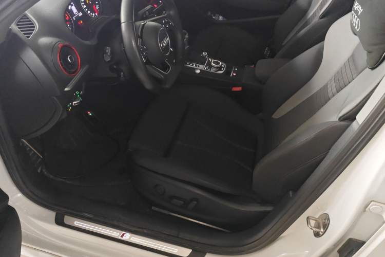 Used Audi A3 2020 Sportback 35 TFSI Sporty Model China VI