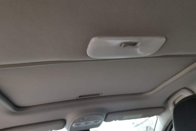 Used Renault Fluence 2015 2.0L Fashion Edition
