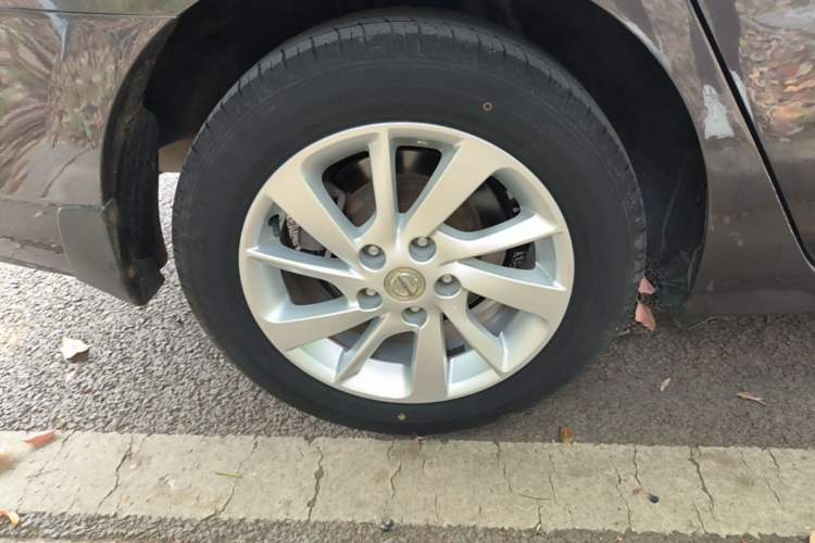 Used Nissan Sylphy 2014 1.6XV CVT Deluxe Edition Right Rear Wheel Hub