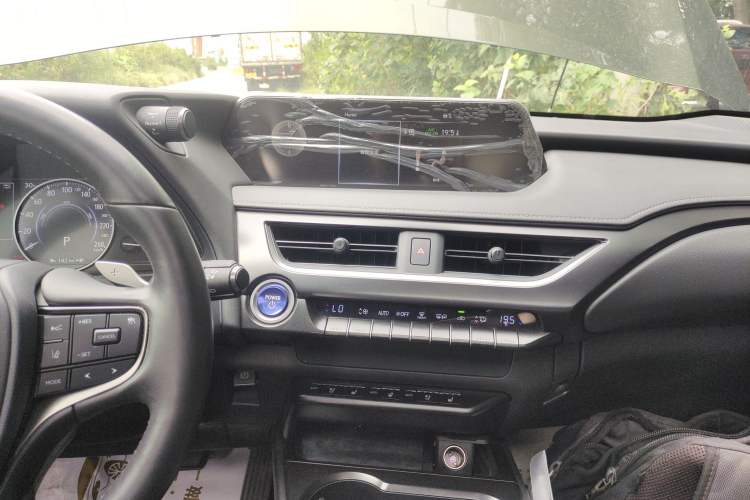 Used Lexus UX New Energy 2020 300e Pure·Joy Edition Audio And AC Panel