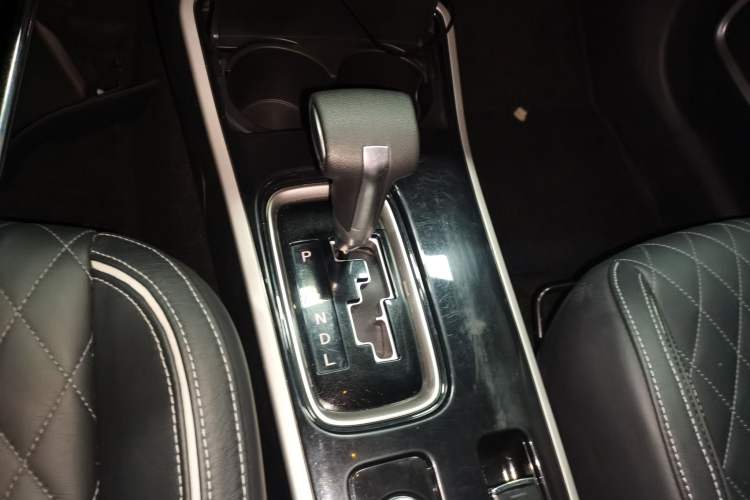 Used Mitsubishi Outlander 2020 2.4L 4x4 Zhi Xiang Edition 5 Seats