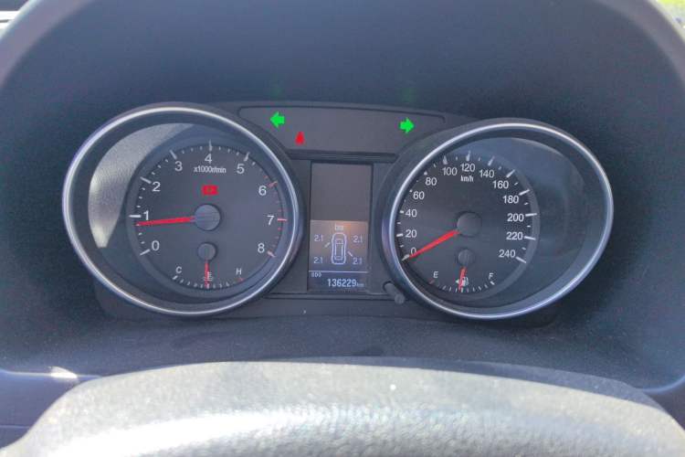 Used Haval H6 2016 Upgraded Model 1.5T Manual Two-Wheel Drive Elite Version
