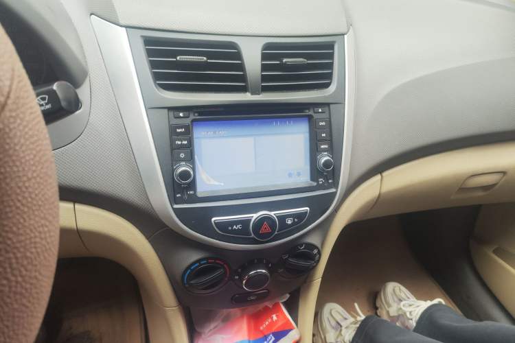 Used Hyundai Verna (older generation) 2010 Sedan 1.4L Automatic Comfort Model GS
