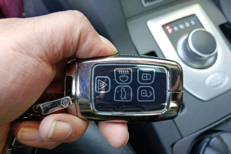 Used Land Rover Discovery 2015 3.0 SC V6 SE