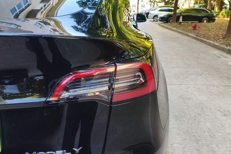 Used Tesla Model Y 2022 Rear-Wheel-Drive Version