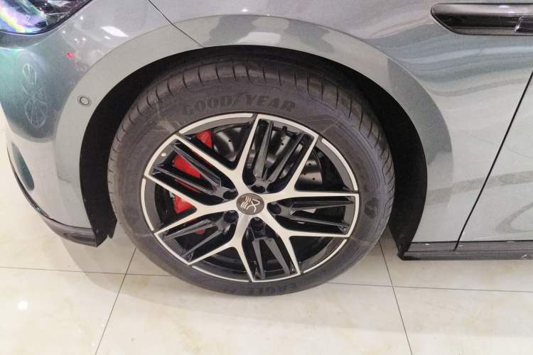 Used BYD Han L 2025 DM-p Four-Wheel-Drive LiDAR Flagship Model
