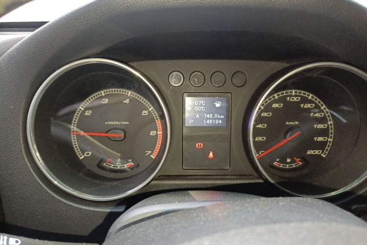 Used BAIC Off-Road BJ40 2016 40L 2.3T Automatic All-Wheel Drive Premium Edition
